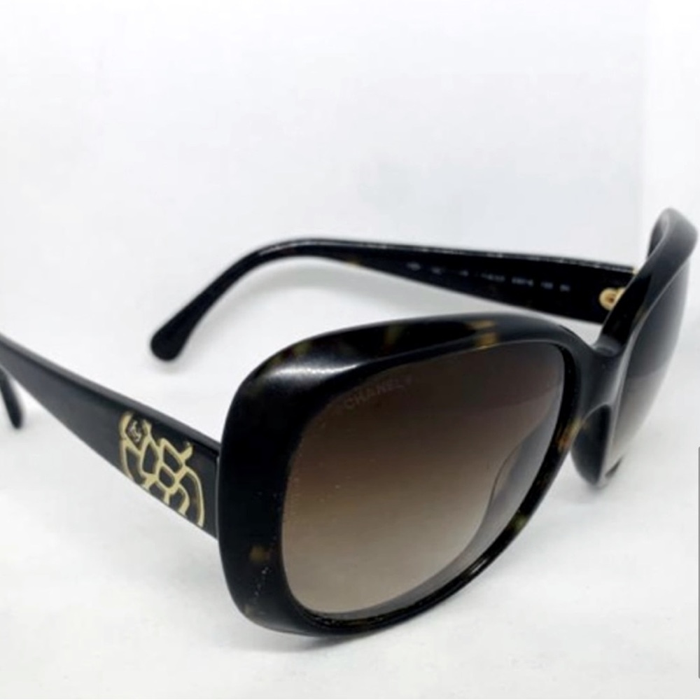 💎 Vintage Chanel Camille Sunglasses💎 - Picture 9 of 9